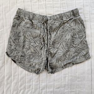 GAP Olive Green Leaf-Print Drawstring Athletic Shorts